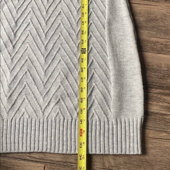 NWT Francesca’s Collection Jun & Ivy Women’s Gray Knit Sweater Dress Size M - Picture 8 of 9